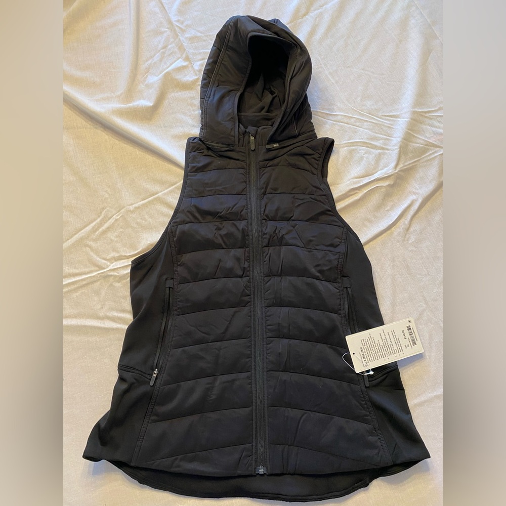 Lululemon Extra Mile Vest  Black  12   NWT